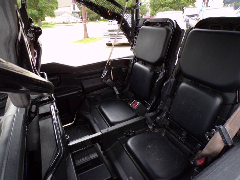 2016 Honda sxs1000m5