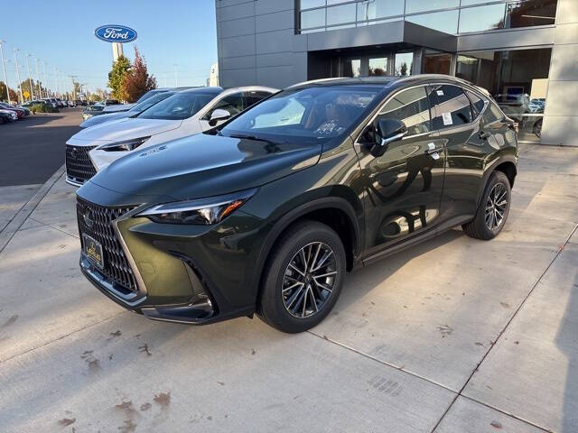 2026 Lexus NX 450h+ Luxury