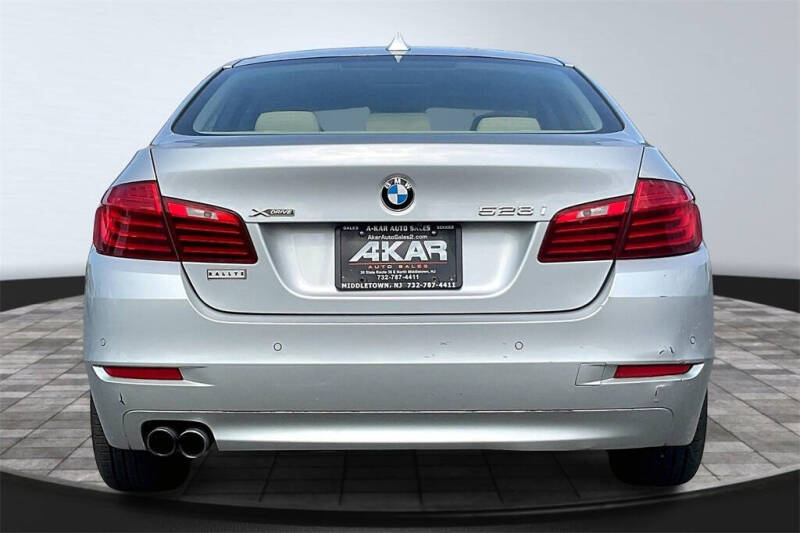 2015 BMW 5 Series 528i xDrive