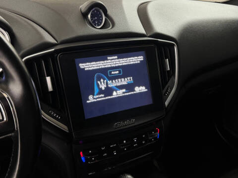 2017 Maserati Ghibli