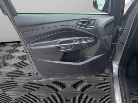 2014 Ford Escape S