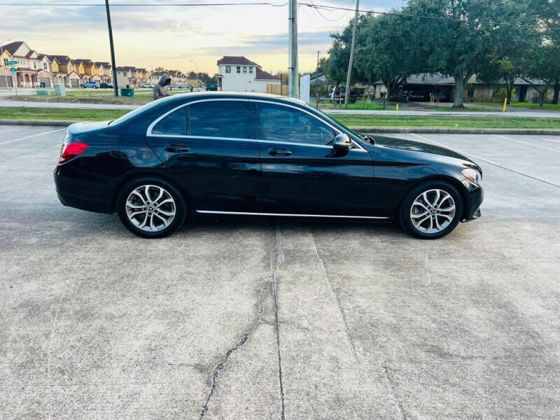 2018 Mercedes-Benz C-Class Sedan C300 photo 5