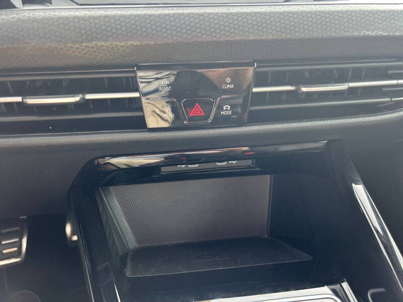 2024 Volkswagen Golf GTI S