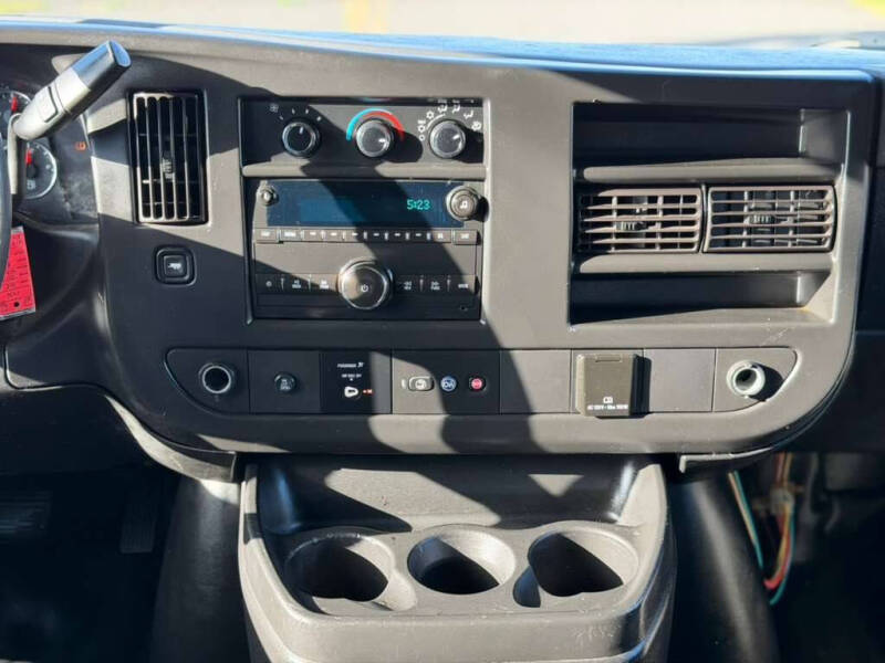 2018 Chevrolet Express 2500