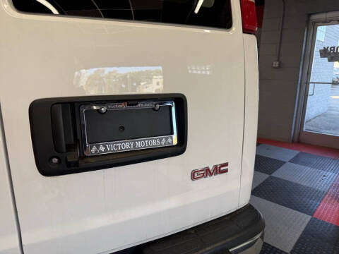 2023 GMC Savana 2500