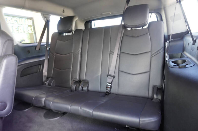 2020 Cadillac Escalade ESV Luxury