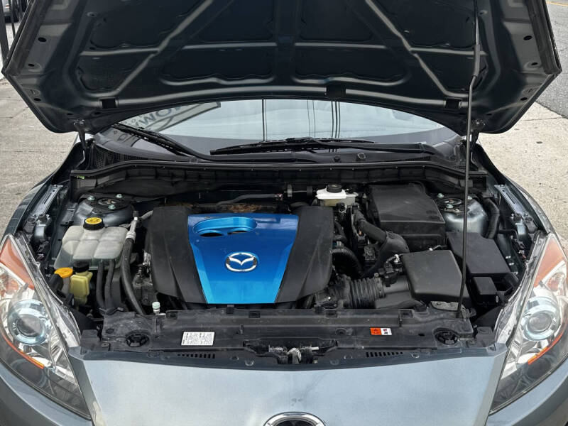 2013 Mazda MAZDA3 i Touring