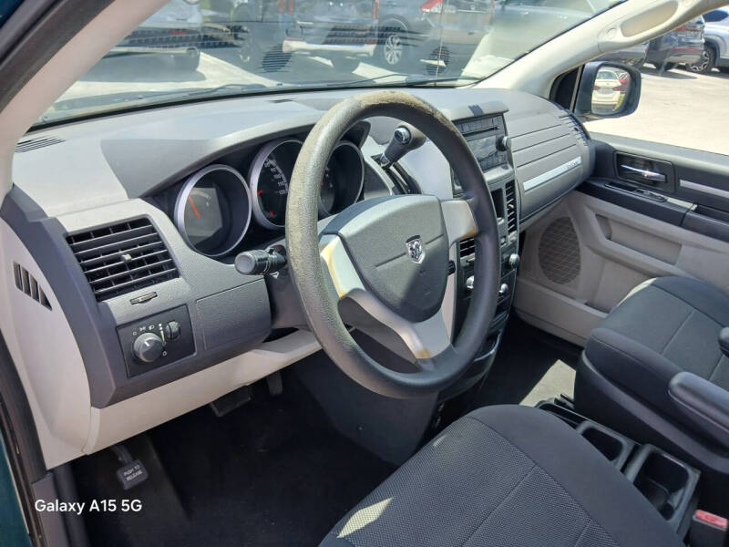 2009 Dodge Grand Caravan SE
