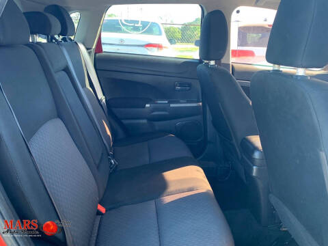 2019 Mitsubishi Outlander Sport SE