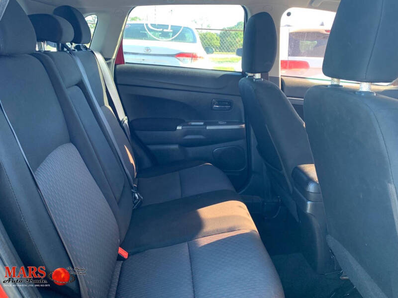 2019 Mitsubishi Outlander Sport SE