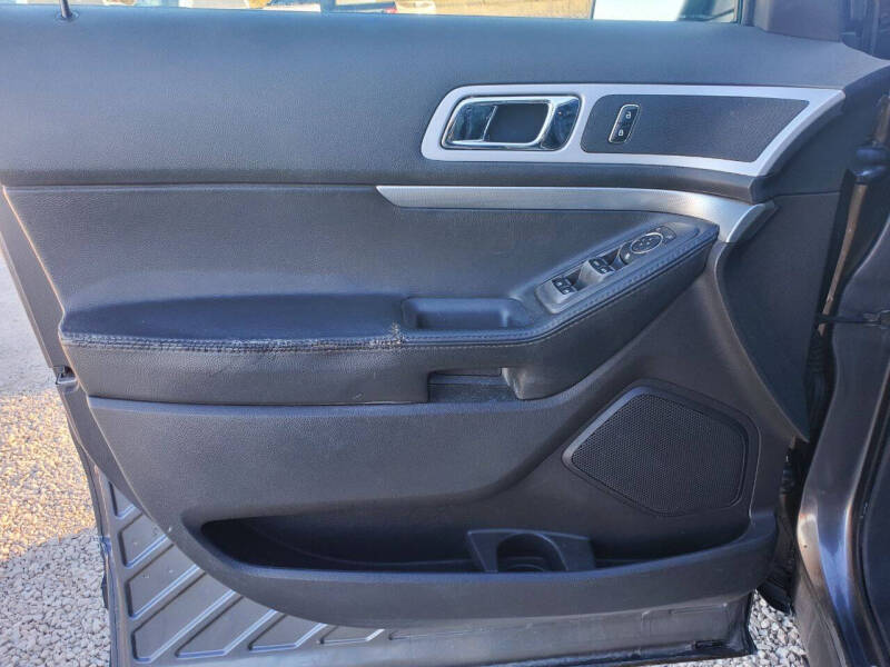 2011 Ford Explorer XLT