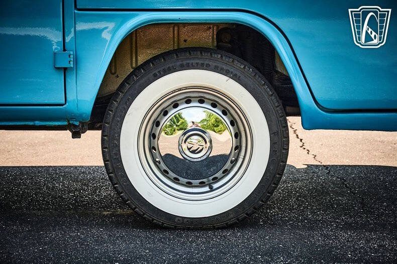 1990 Volkswagen Bus