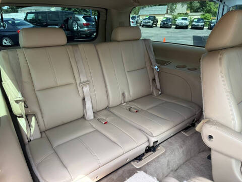 2011 Chevrolet Suburban LT
