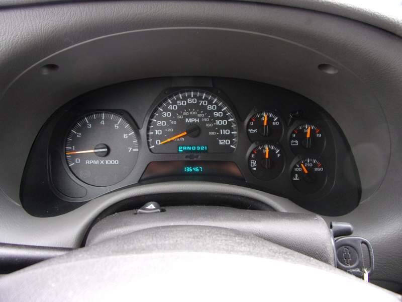 2004 Chevrolet TrailBlazer LS