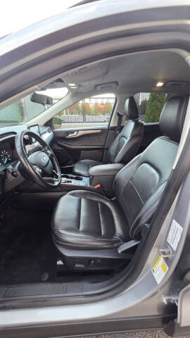 2021 Ford Escape SEL