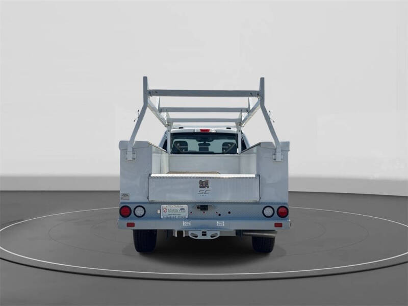 2025 Ford F-350 Super Duty XL