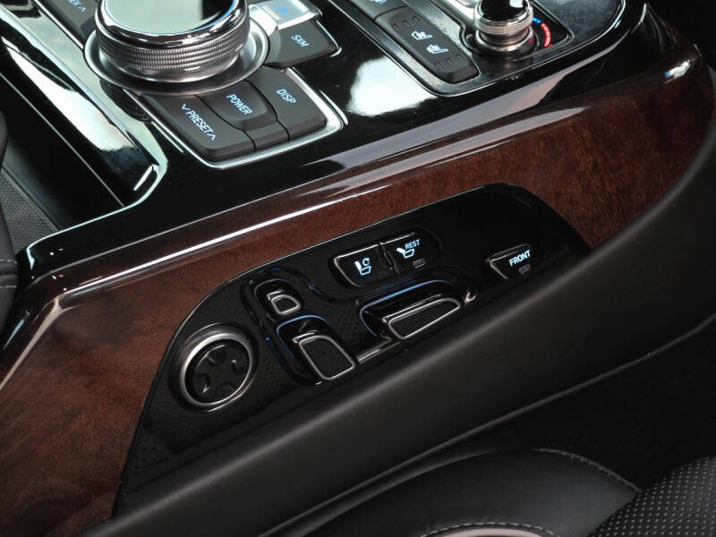 2017 Genesis G90 5.0 Ultimate