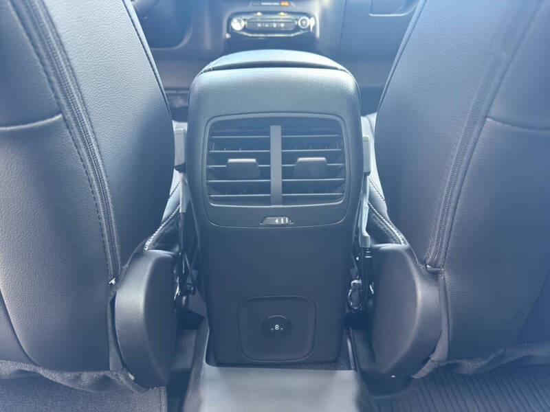 2025 Ford Escape Plug-In Hybrid PHEV