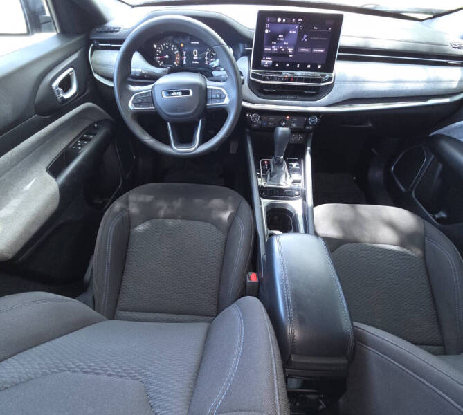 2023 Jeep Compass Sport