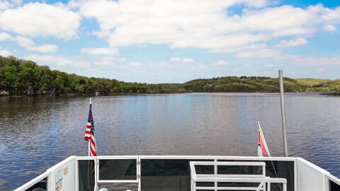 2000 FUN COUNTRY HOUSE BOAT