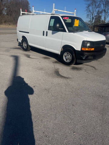 2017 Chevrolet Express for sale at Phoenix Used Auto Sales in Bowling Green KY