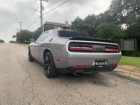 2016 Dodge Challenger