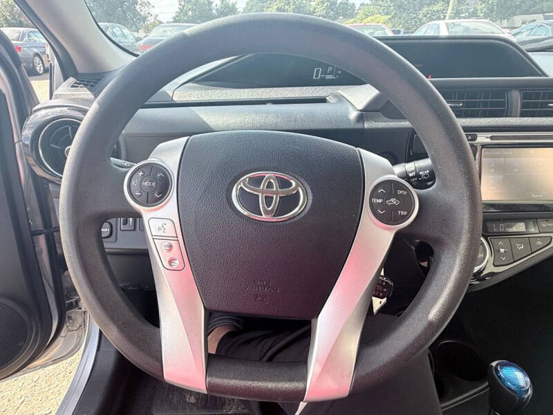 2016 Toyota Prius c