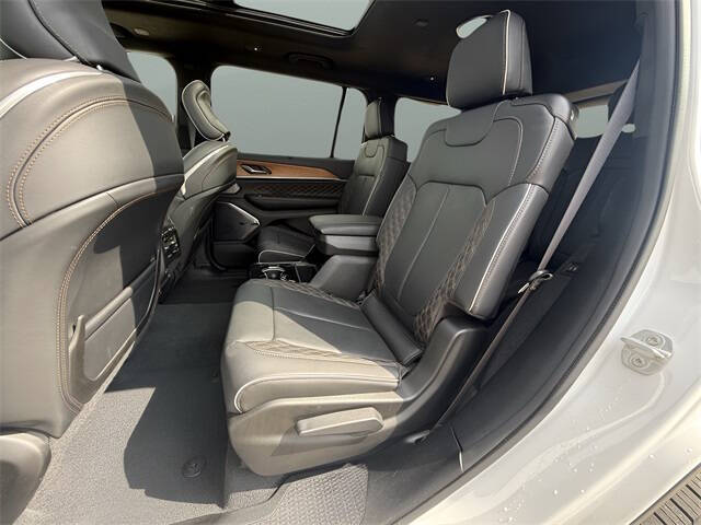 2024 Jeep Grand Cherokee L Summit