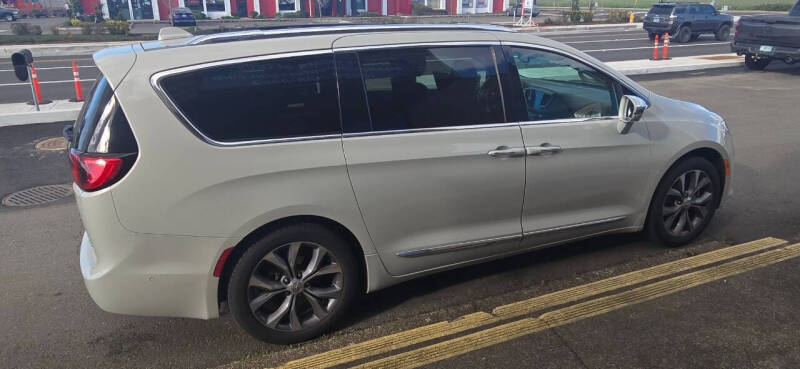 2017 Chrysler Pacifica Limited