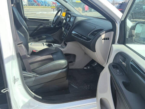 2020 Dodge Grand Caravan SXT