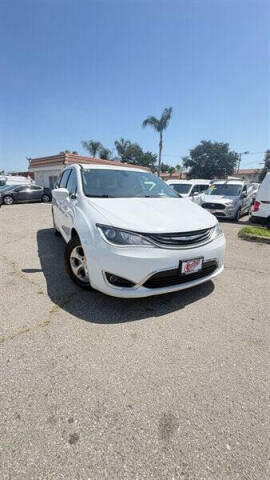 2019 Chrysler Pacifica Hybrid Touring Plus