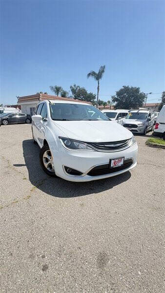 2019 Chrysler Pacifica Hybrid Touring Plus