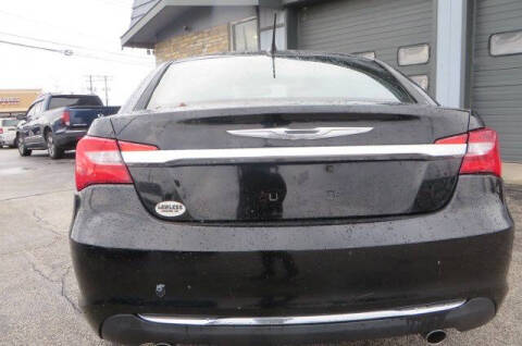 2013 Chrysler 200 Limited