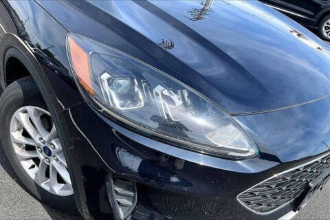 2021 Ford Escape SE
