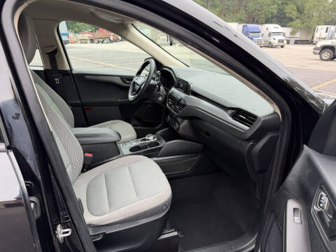 2020 Ford Escape S