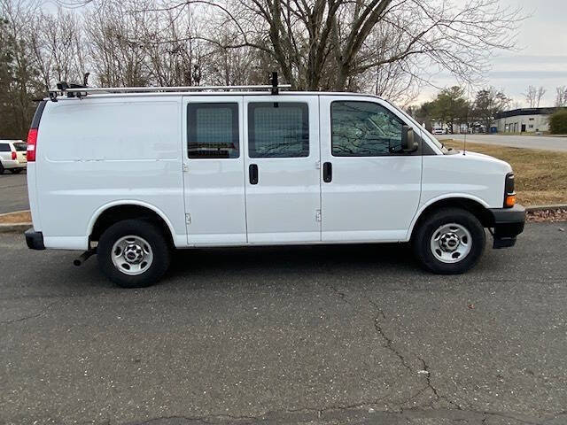 2017 GMC Savana 3500