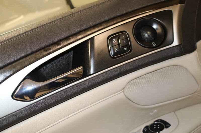 2020 Lincoln MKZ Hybrid Reserve