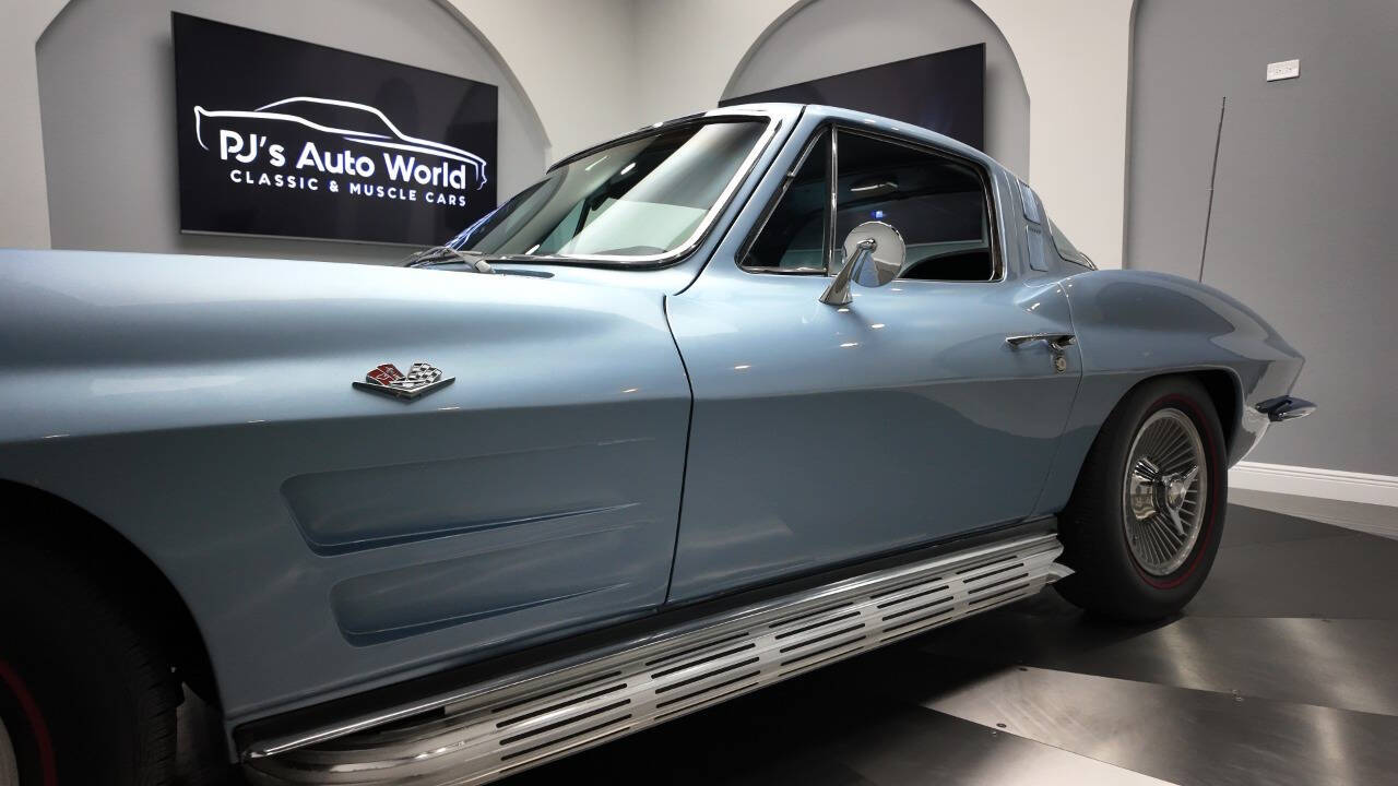 1964 Chevrolet Corvette 18