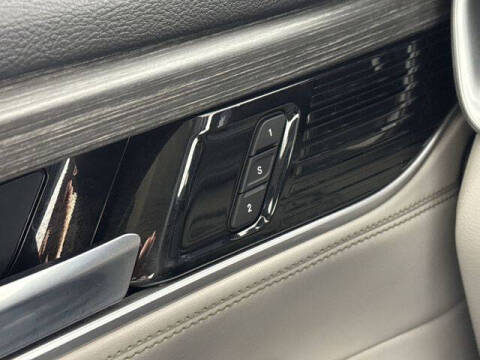 2023 Jeep Wagoneer Series III