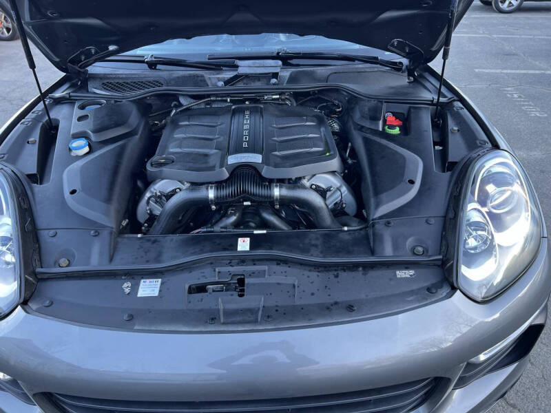 2016 Porsche Cayenne S