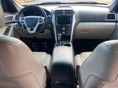 2011 Ford Explorer XLT