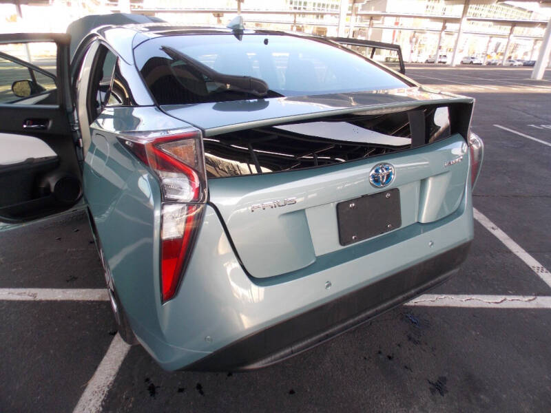2017 Toyota Prius Three