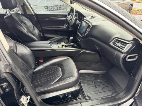 2017 Maserati Ghibli