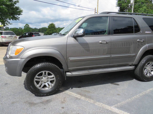 2007 Toyota Sequoia for sale at Colbert's Auto Outlet in Hickory, NC