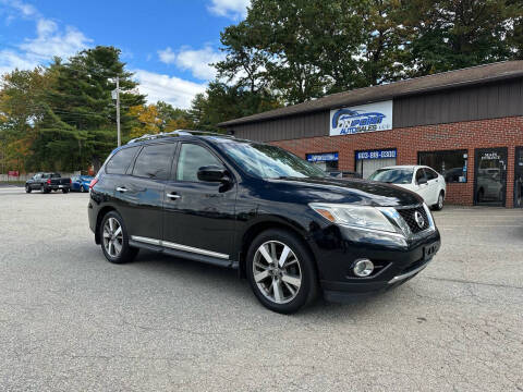 2013 Nissan Pathfinder for sale at OnPoint Auto Sales LLC in Plaistow NH