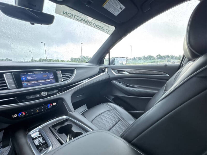 2022 Buick Enclave Avenir