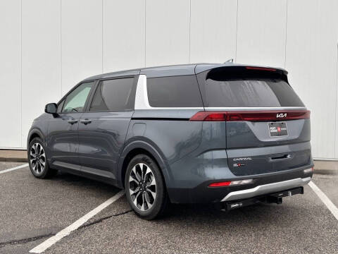 2024 Kia Carnival EX