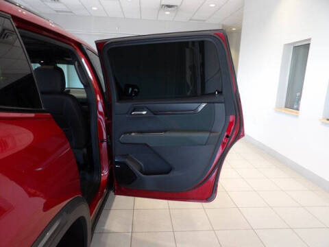 2024 GMC Acadia AT4
