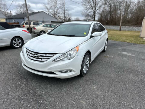 2012 Hyundai Sonata for sale at First Line Motors in Brownsburg IN