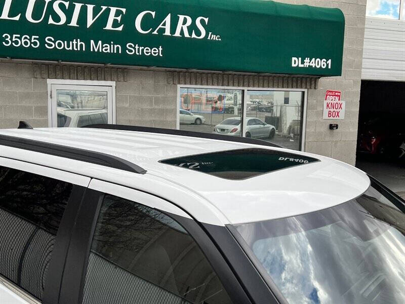 2025 Toyota Sequoia SR5